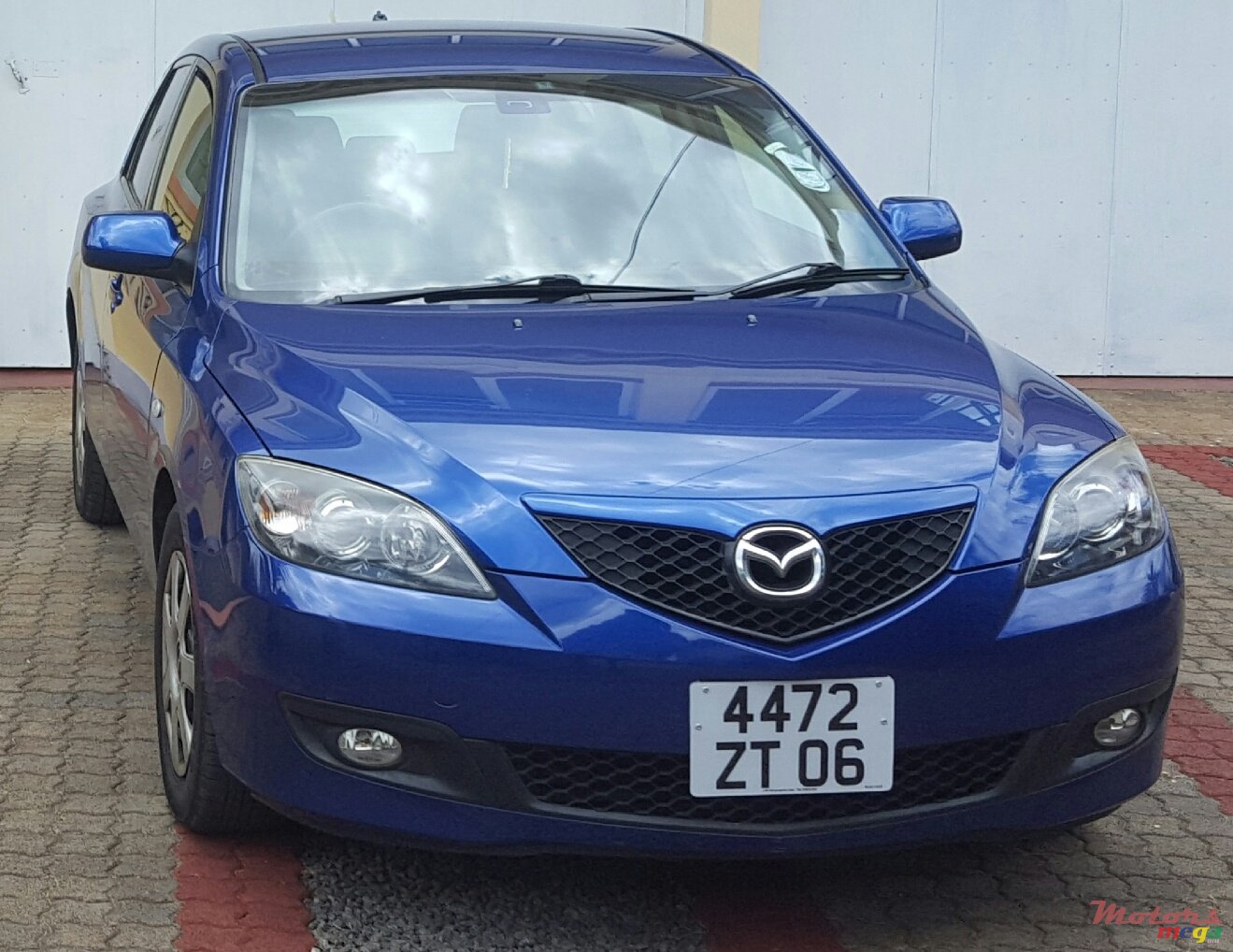 2006' Mazda Axela photo #1