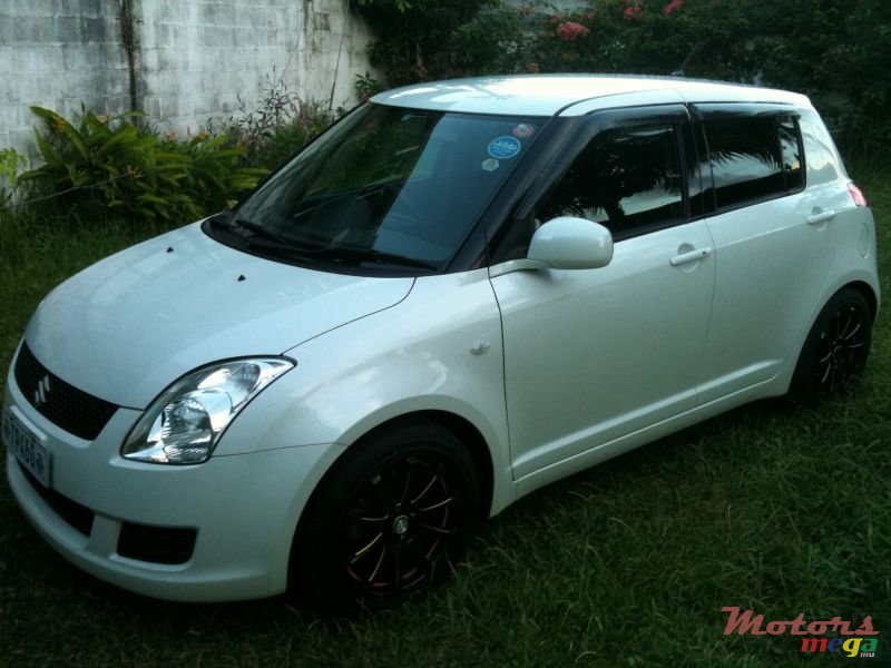 2007' Suzuki Swift JAPAN photo #1