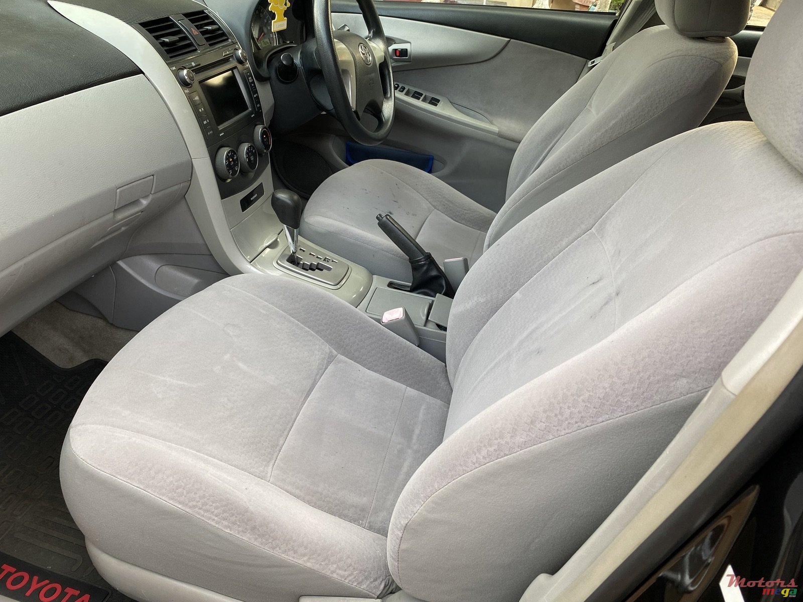 2008' Toyota Axio photo #7