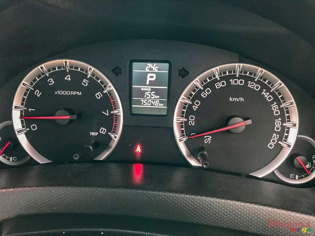 2016' Suzuki Swift photo #3