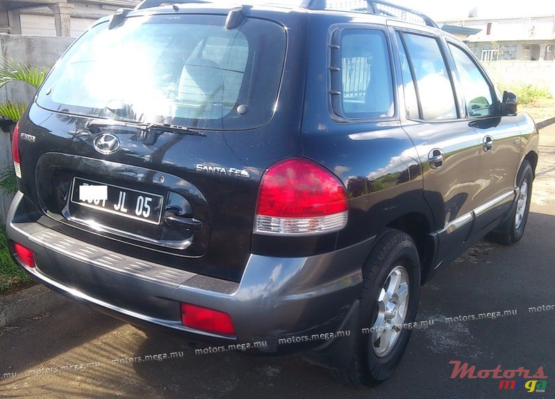 2005' Hyundai santafee photo #2