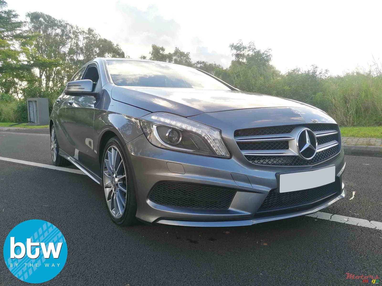 2013' Mercedes-Benz A 200 photo #1