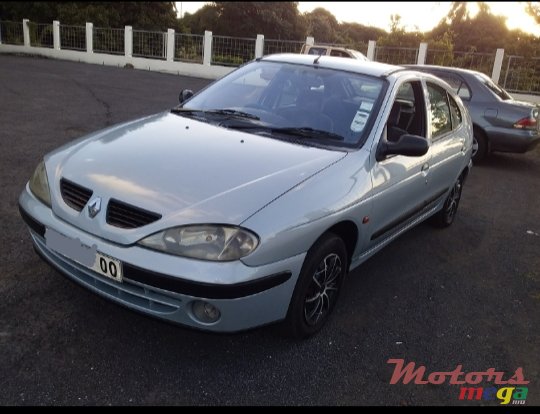 2000' Renault Megane photo #5