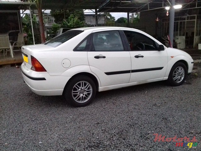 2005' Ford Focus photo #6