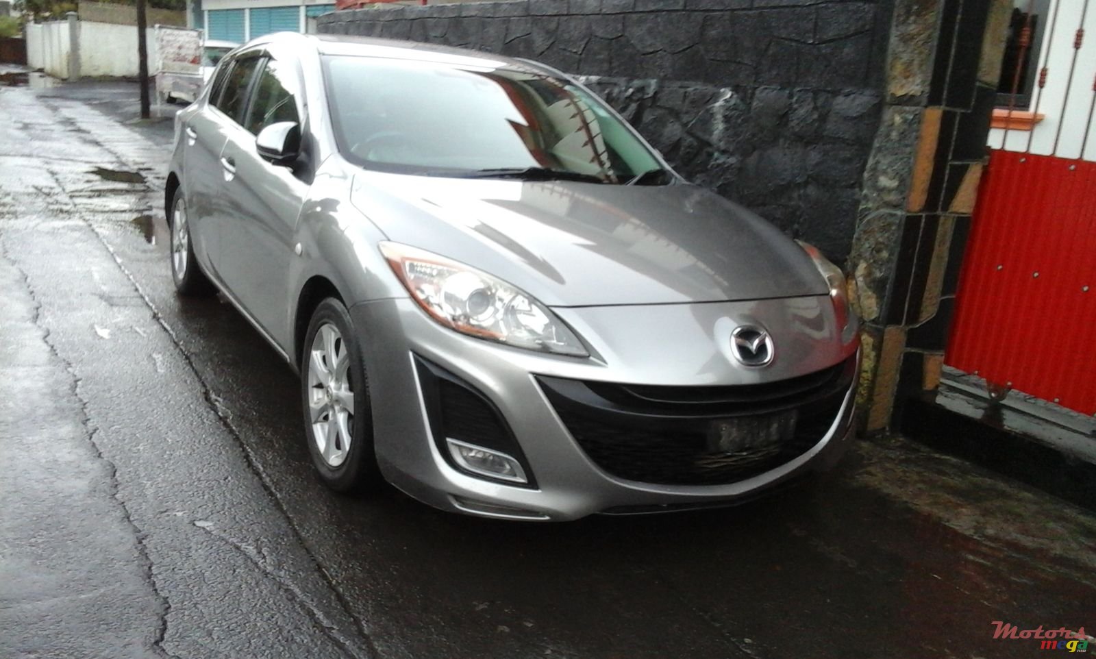 2009' Mazda Axela photo #1