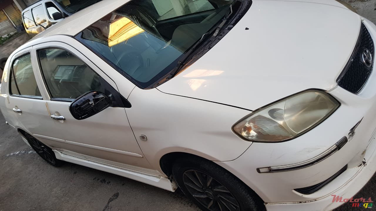 2006' Toyota Verso photo #3