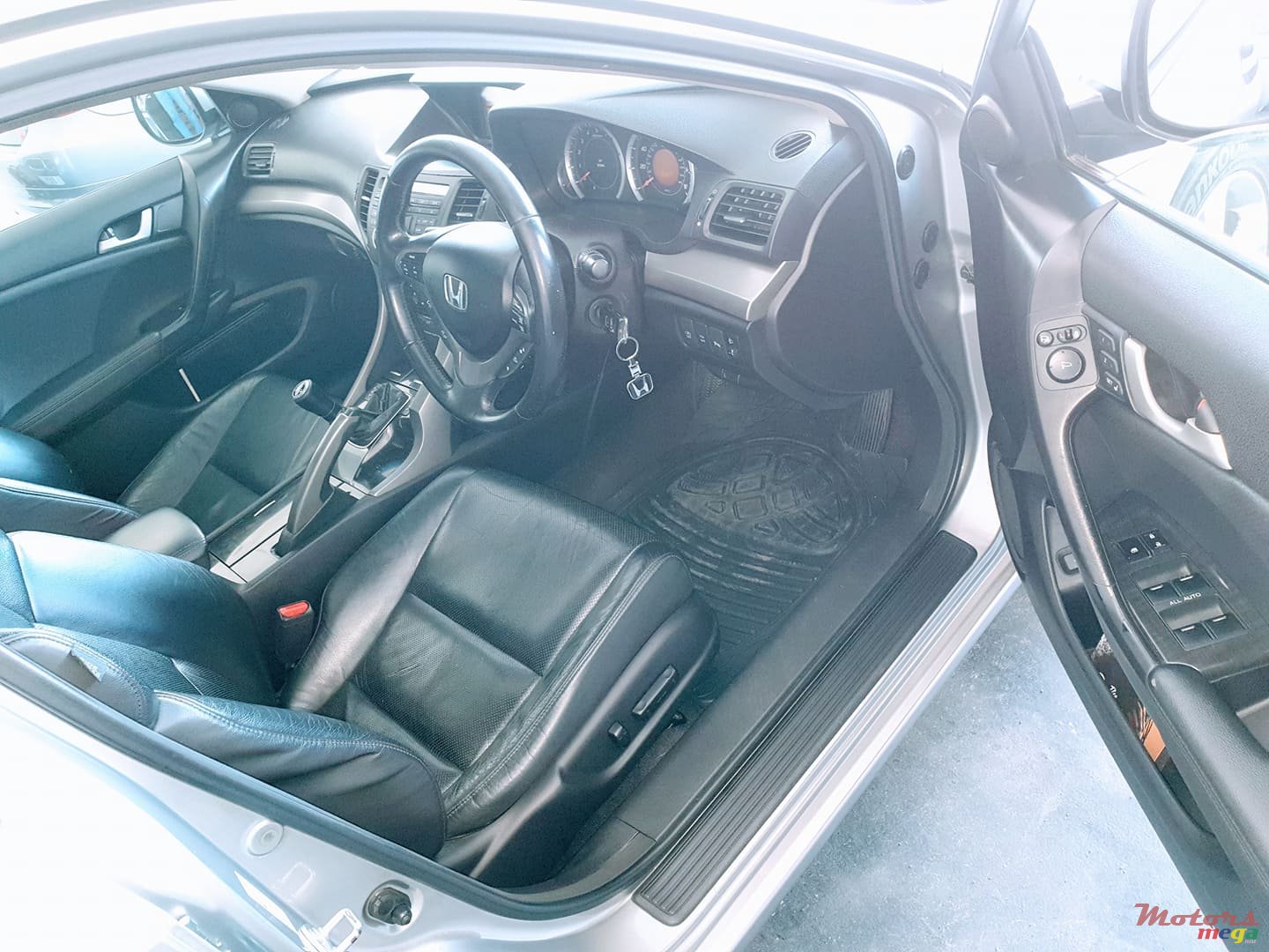 2010' Honda Accord photo #4