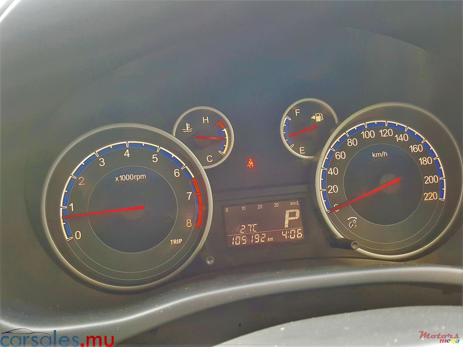 2011' Suzuki SX4 1.6 Sedan photo #7