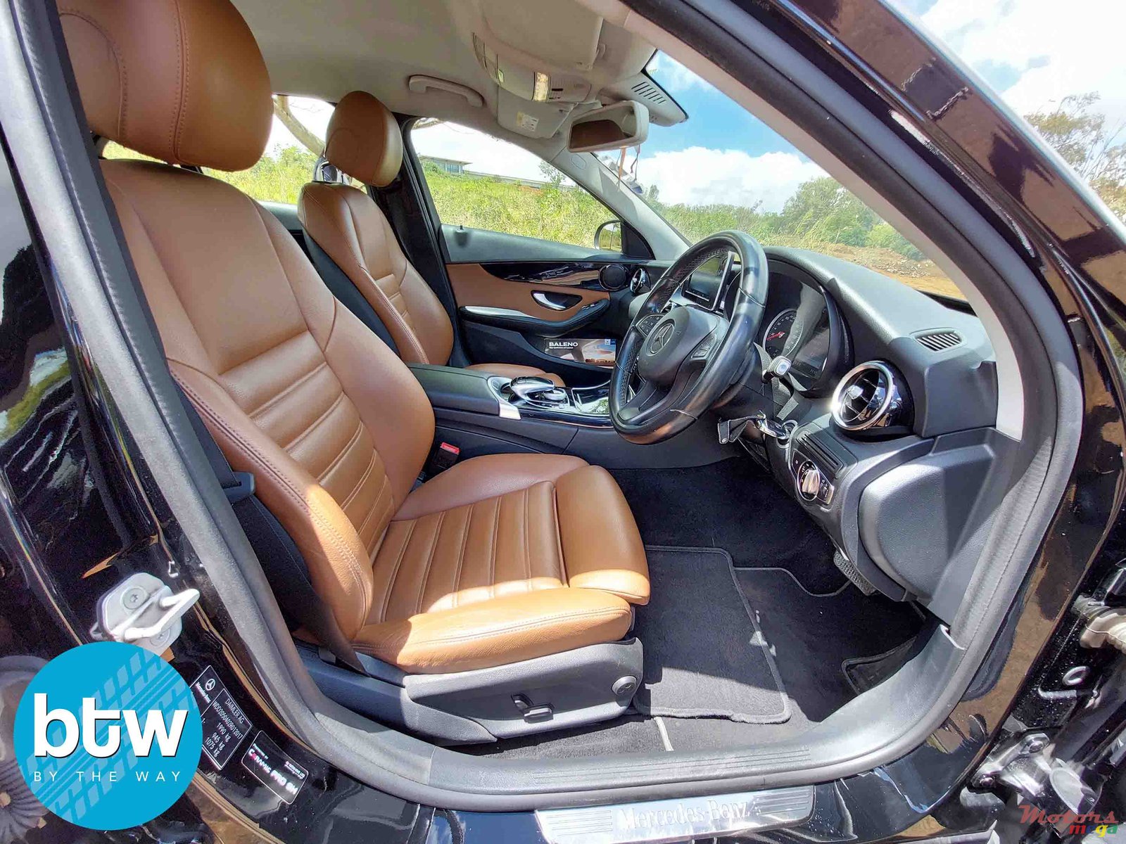 2015' Mercedes-Benz C-Class photo #5