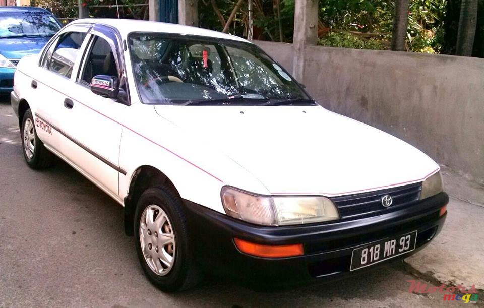1993' Toyota Corolla photo #1