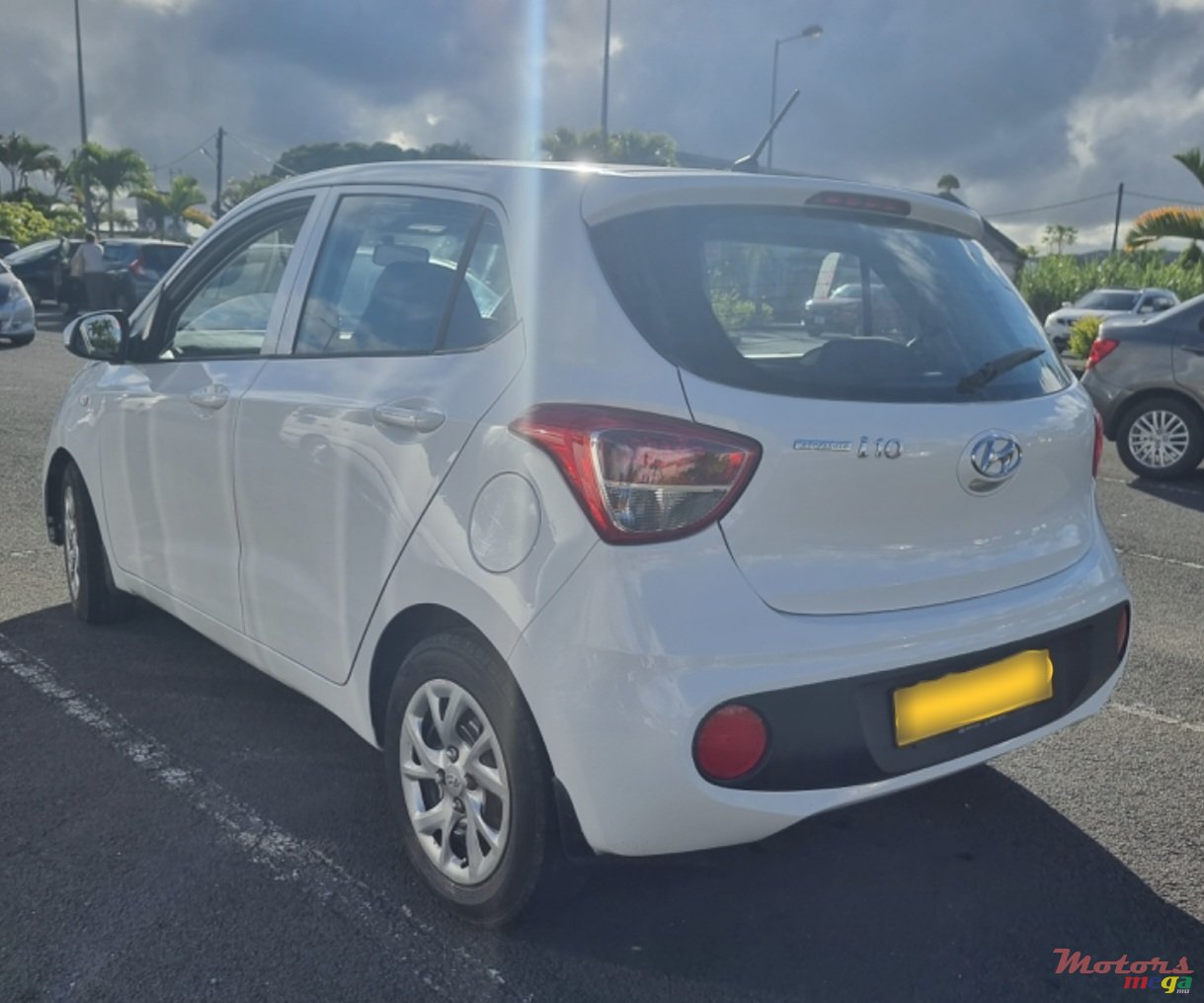 2019' Hyundai i10 Grand photo #1