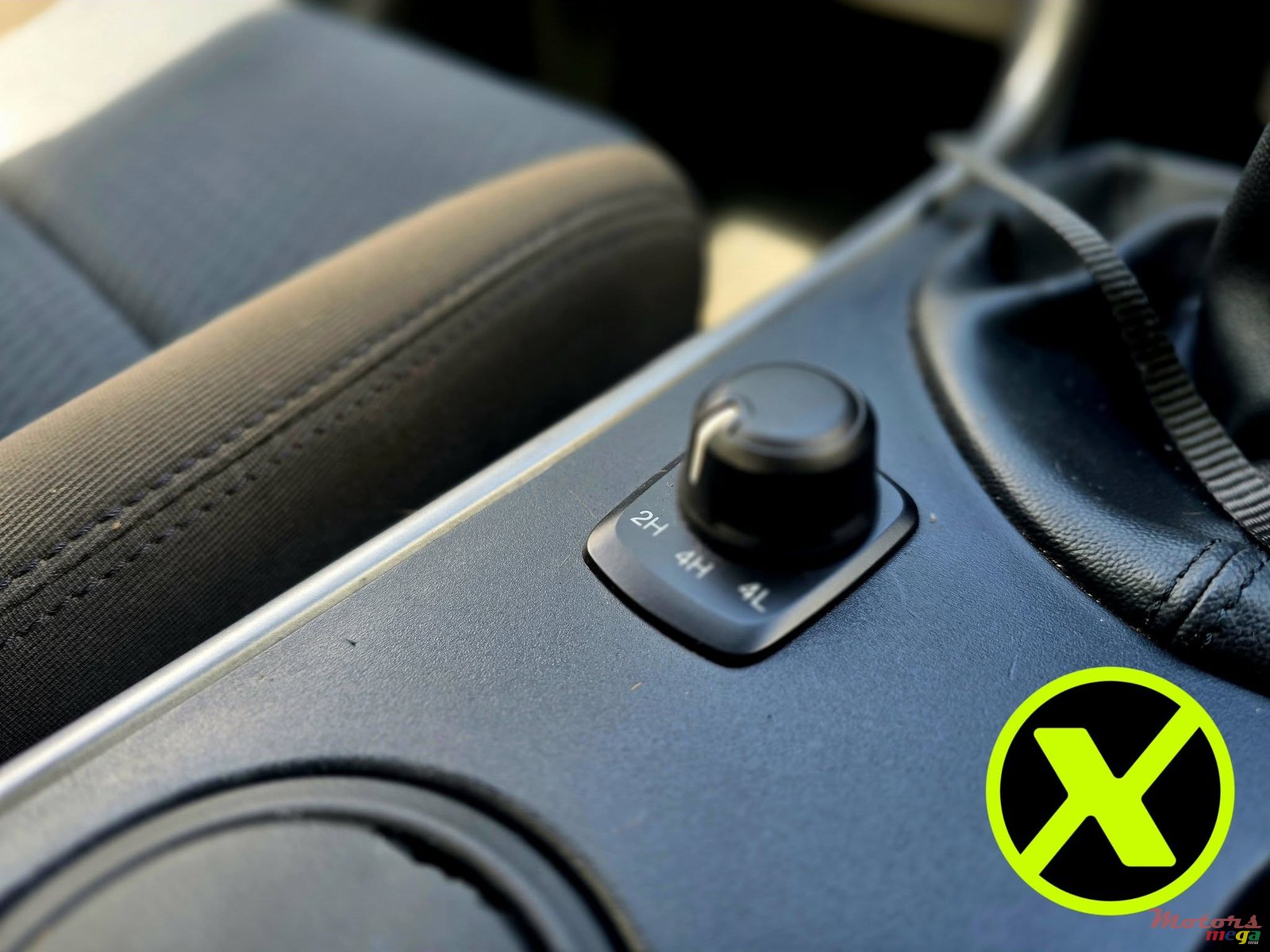 2020' Mazda BT-50 photo #7