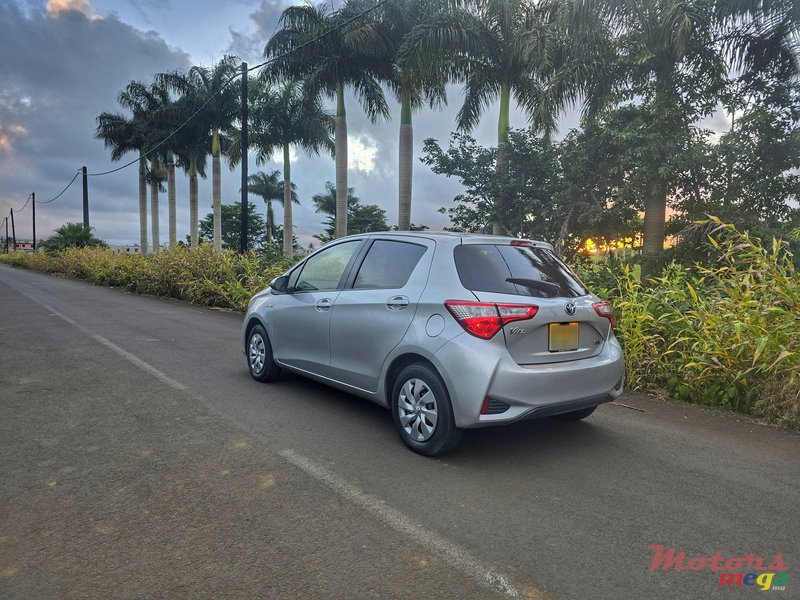 2018' Toyota photo #2