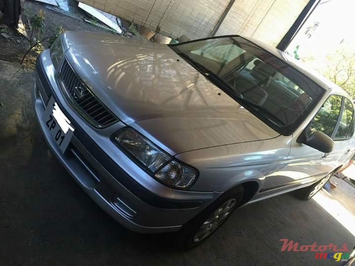 2001' Nissan Sunny photo #1