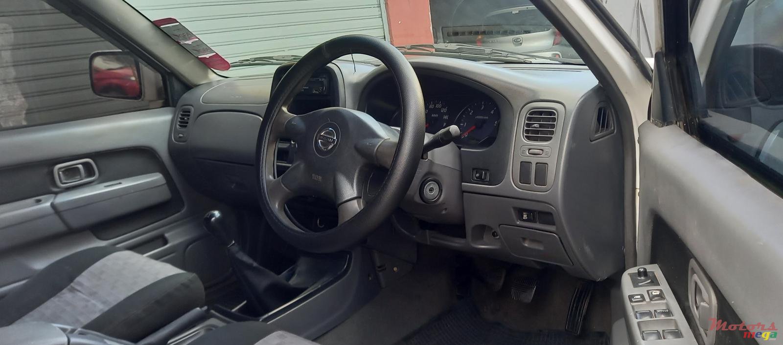 2003' Nissan Hardbody photo #5