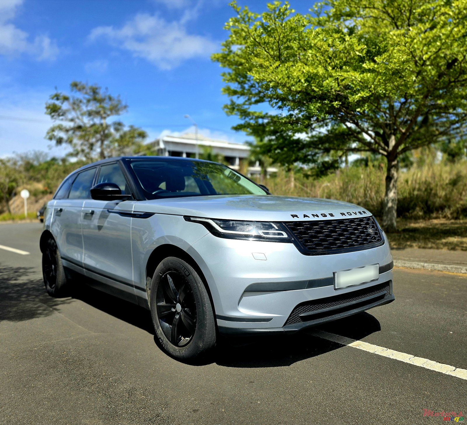 2018' Rover Range Rover Velar photo #3