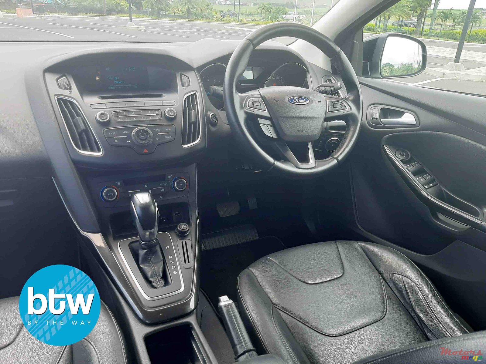 2015' Ford Focus photo #6