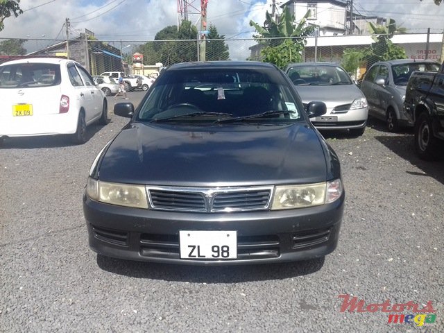 1998' Mitsubishi Lancer photo #2