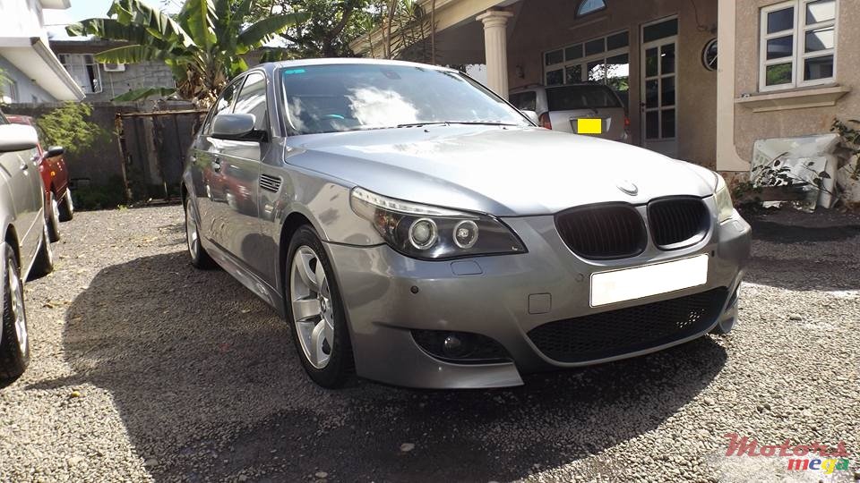 2004' BMW 520 photo #2