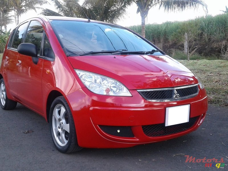 2004' Mitsubishi Colt 1.5 CVT MIVEC photo #1