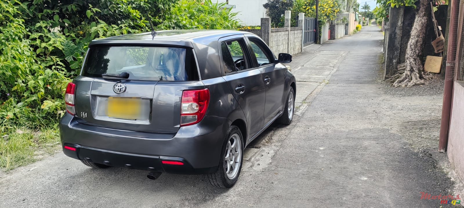 2008' Toyota Ist photo #3