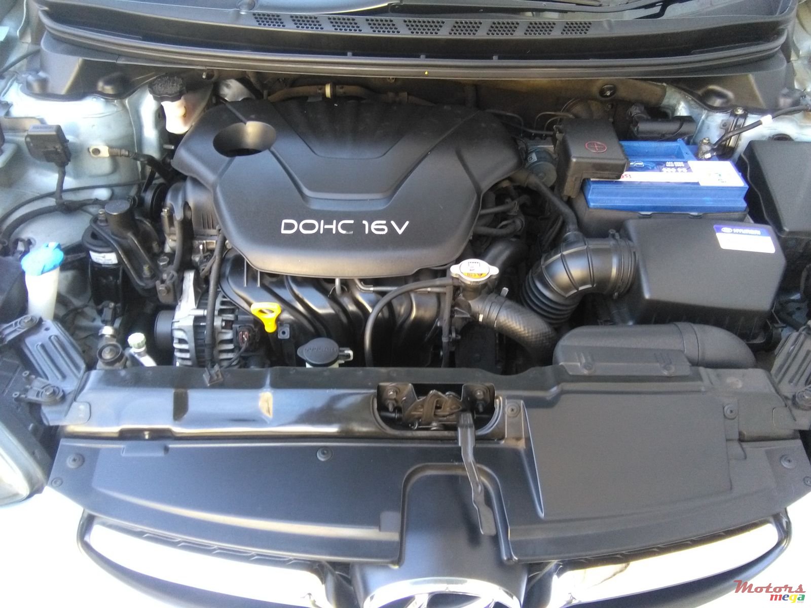 2013' Hyundai Elantra photo #7