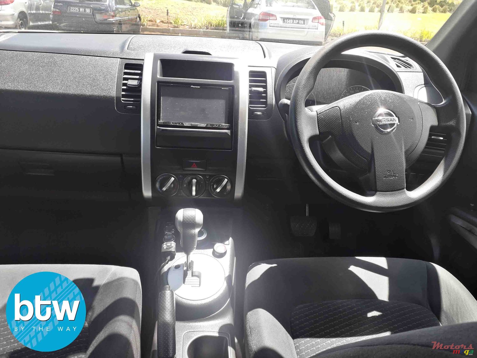 2013' Nissan X-Trail photo #4