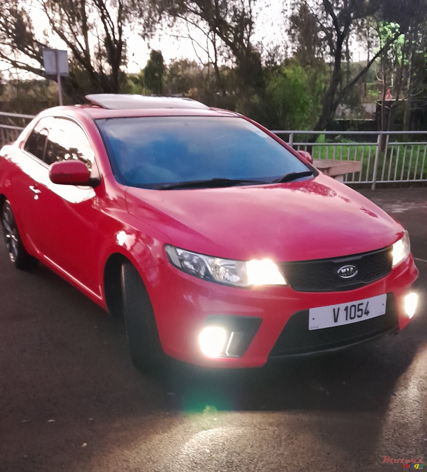 2012' Kia Koup photo #3