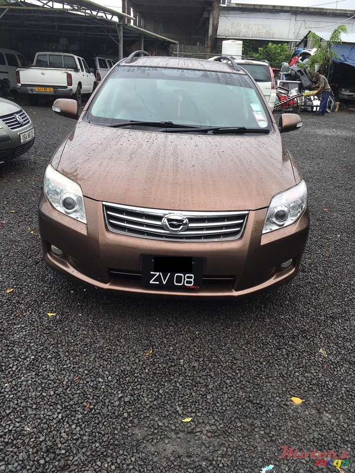 2008' Toyota Fielder photo #2