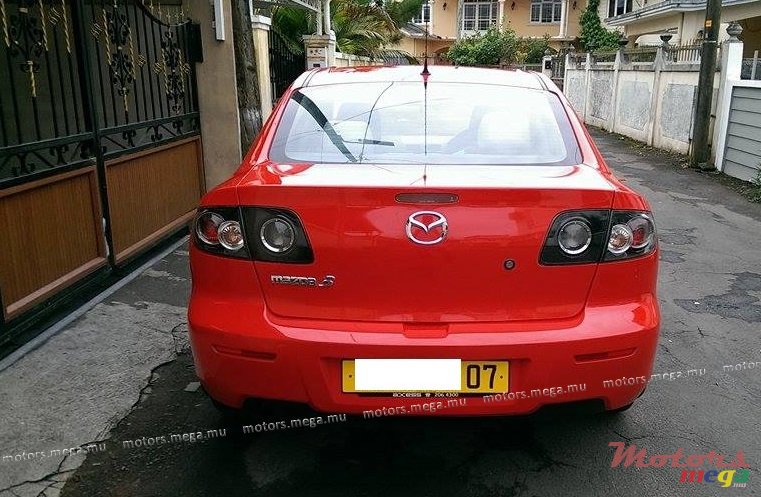 2007' Mazda 3 Manual photo #2