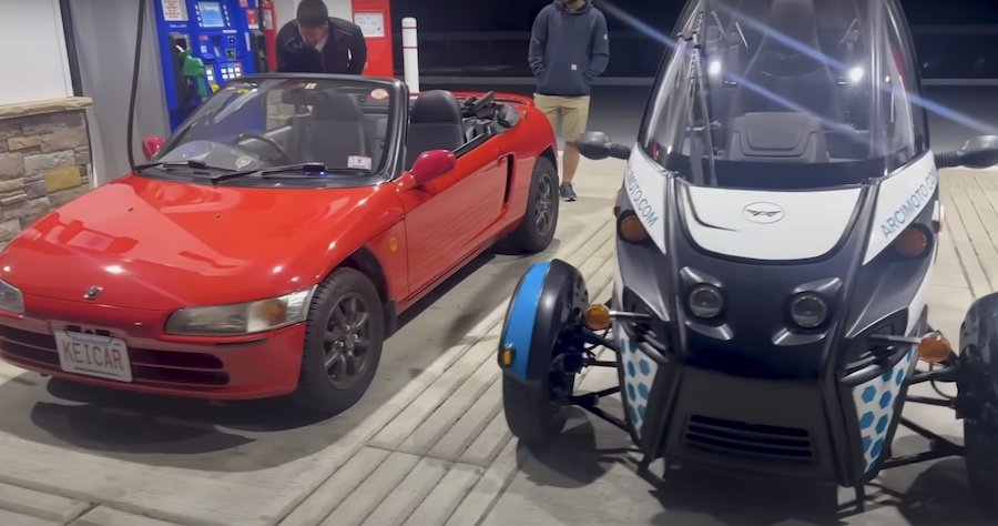 Tiny Japanese Convertible Was Made For An Electric Trike Powertrain, Right?