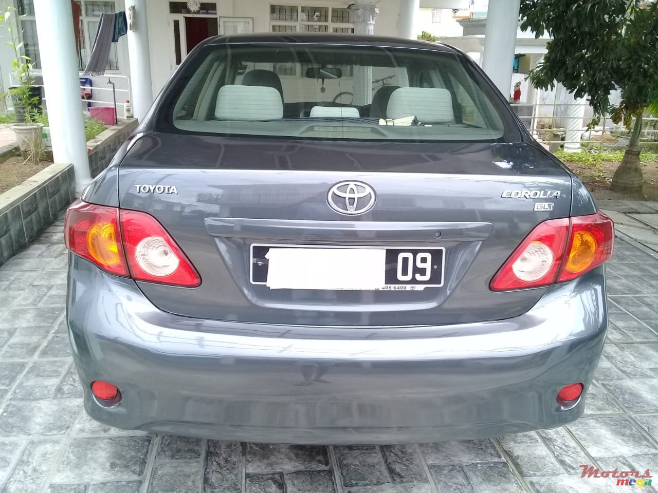 2009' Toyota Corolla GLI photo #1