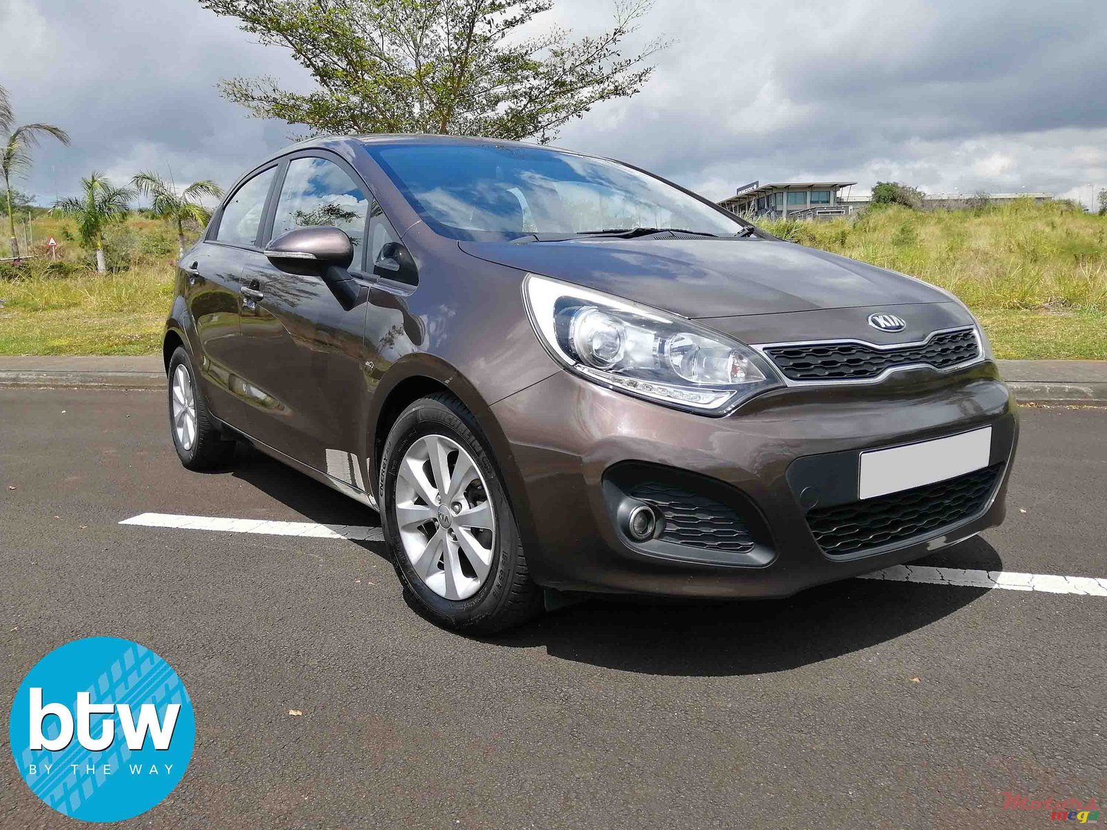 2014' Kia Rio Automatic photo #1