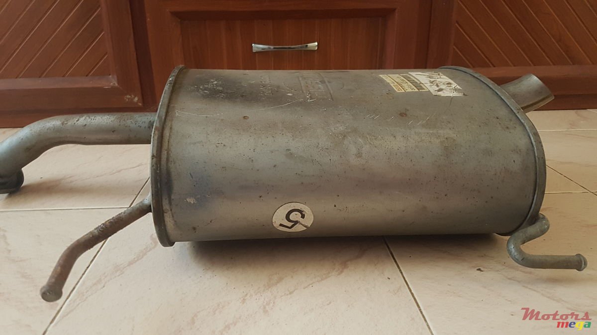 2000' Nissan Primera photo #3