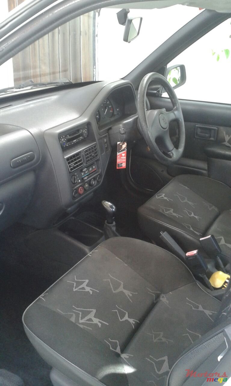 2003' Peugeot 106 photo #5