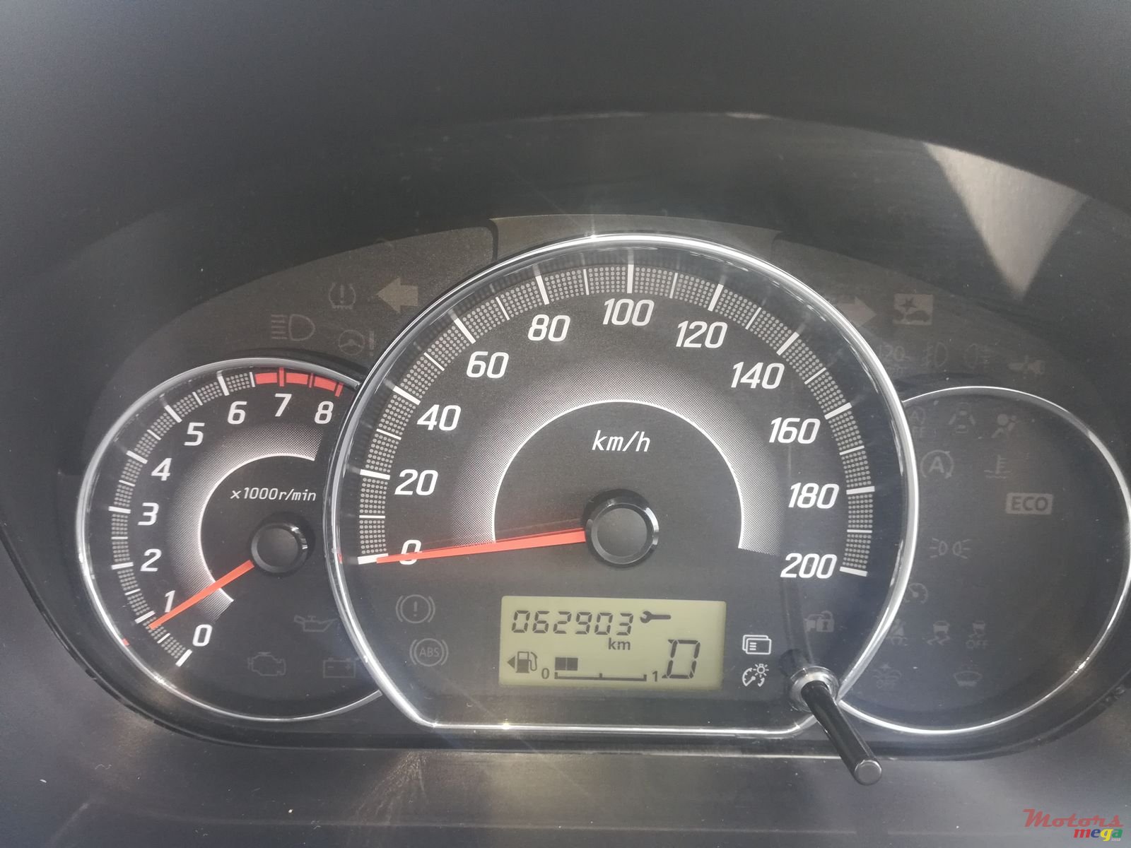 2016' Mitsubishi Mirage photo #5