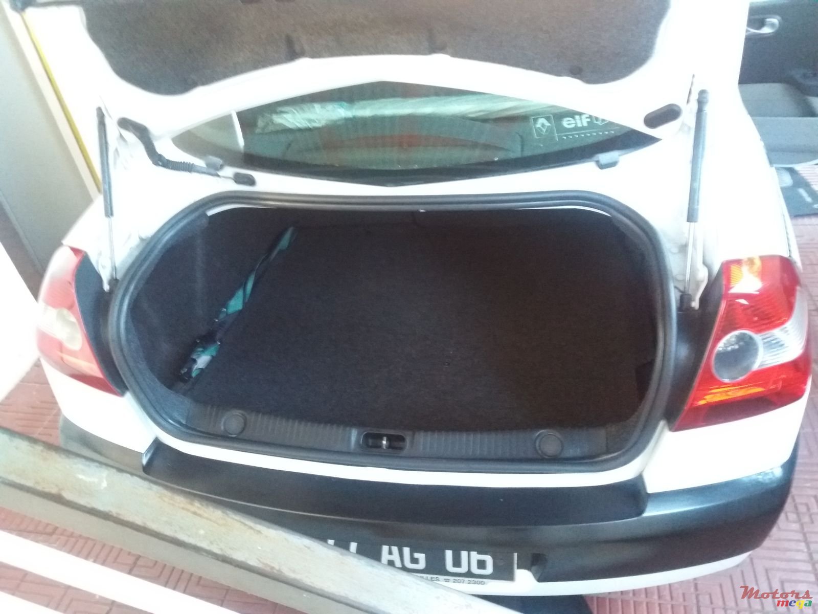 2006' Renault Megane photo #5