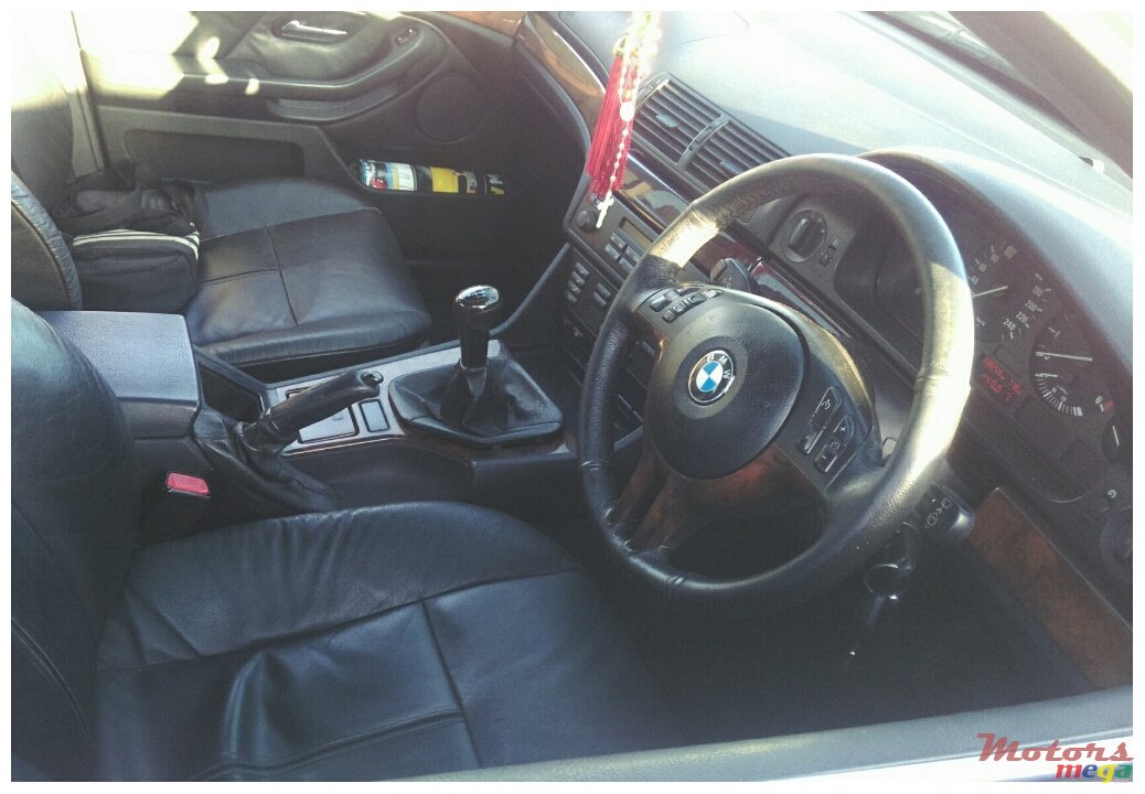 2002' BMW 525 photo #4