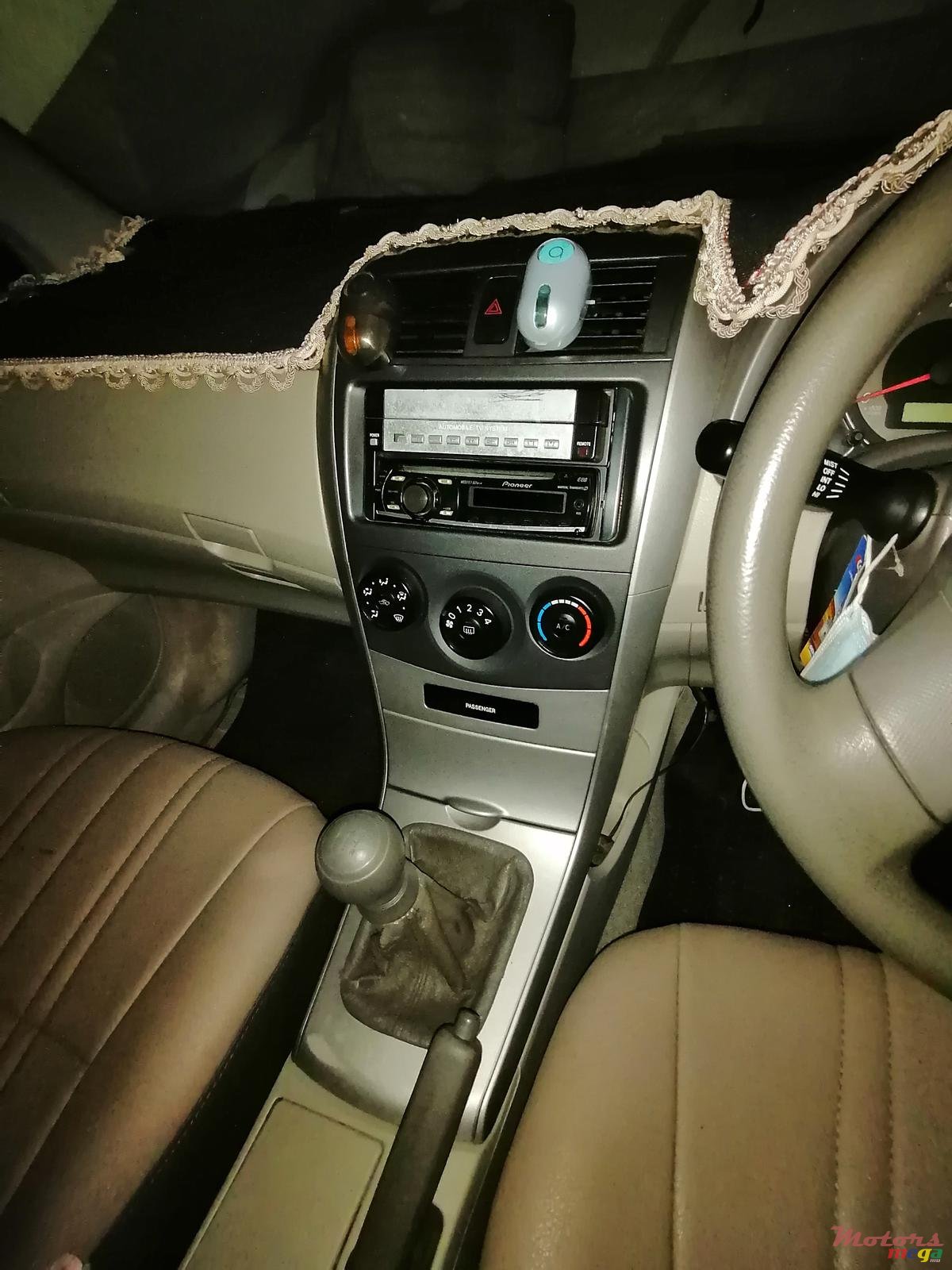 2006' Toyota Fielder photo #2