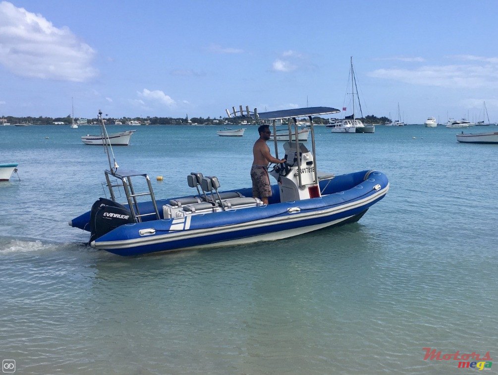 2010' Zodiac photo #1