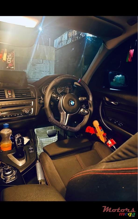 2012' BMW 116 photo #5