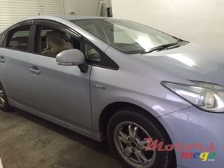 2011' Toyota Prius photo #1