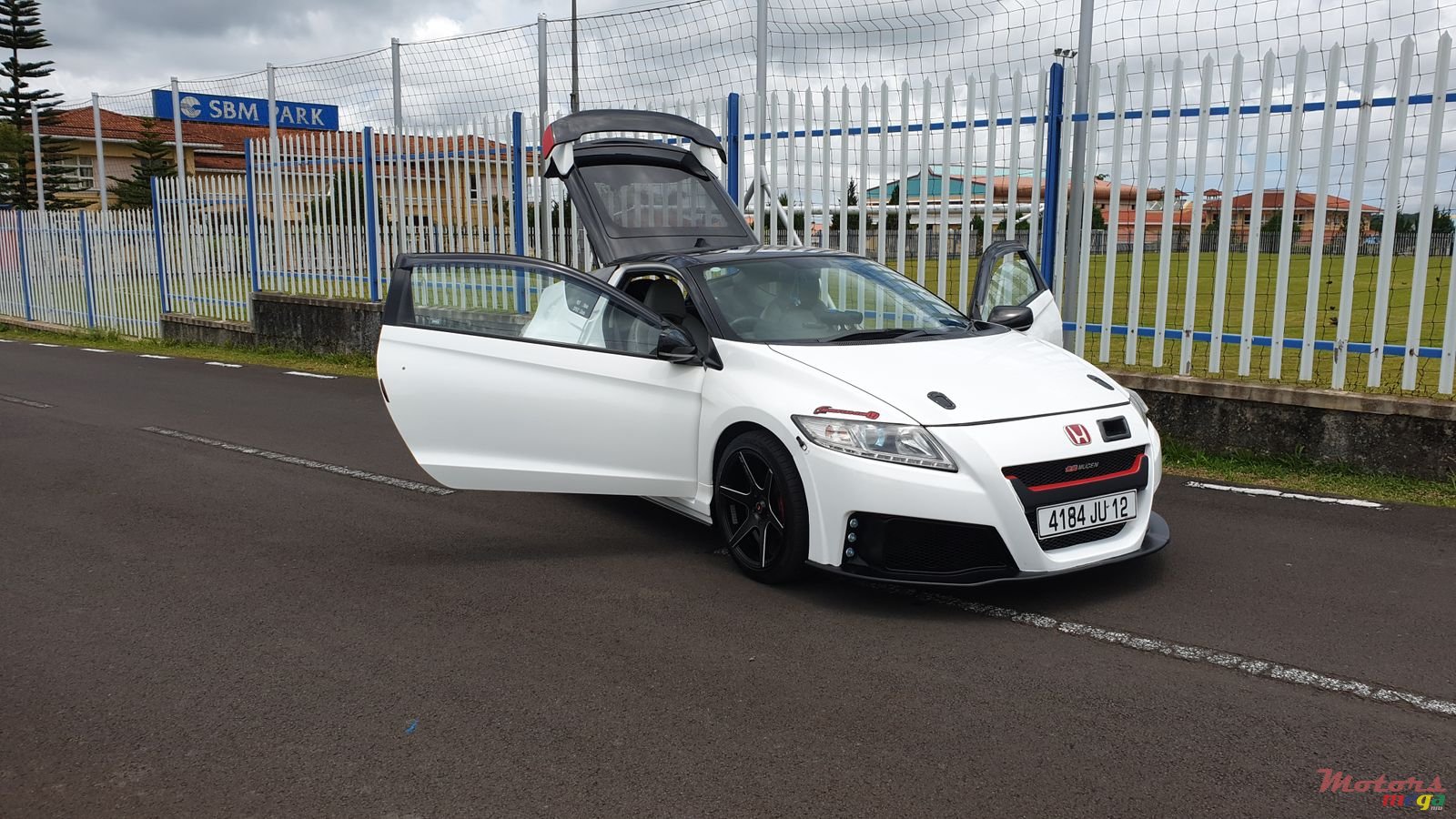 2012' Honda CR-Z Sport photo #6