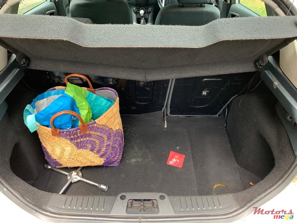 2010' Ford Fiesta NO photo #2