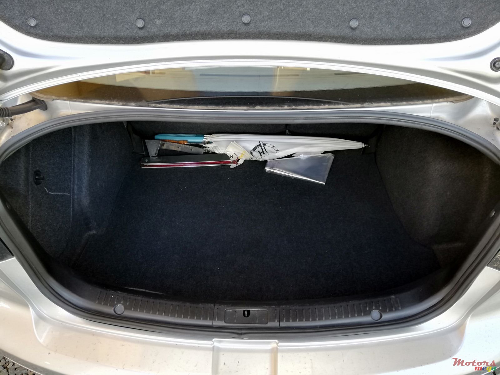 2007' Mazda 3 photo #7