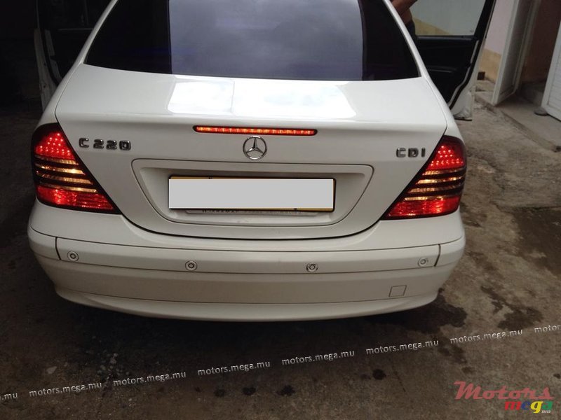 2004' Mercedes-Benz photo #7