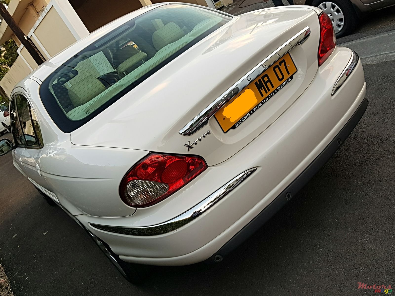 2007' Jaguar X-Type Automatic photo #6