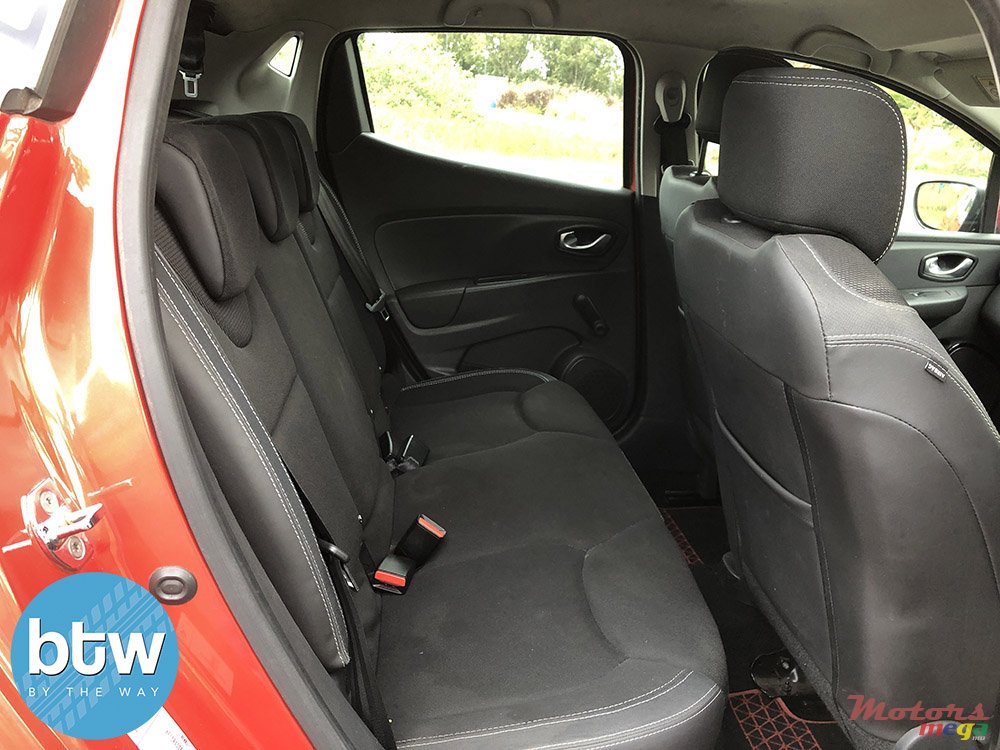 2017' Renault Clio photo #6