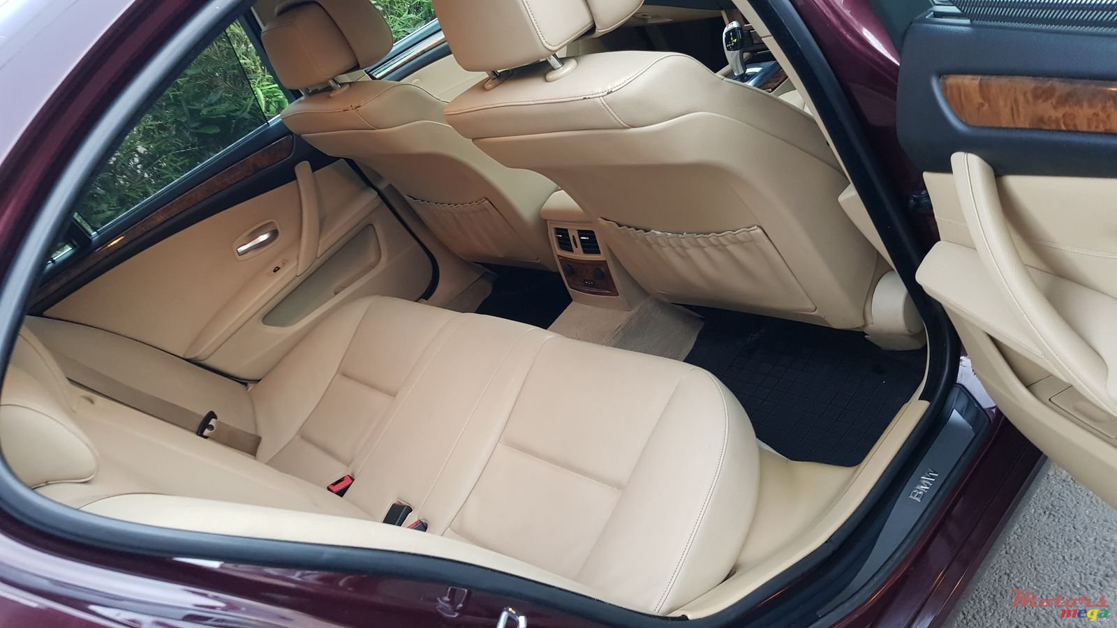 2008' BMW 523 Automatic photo #7