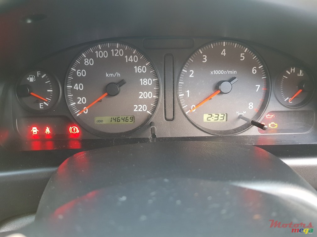 2005' Nissan Sunny photo #5